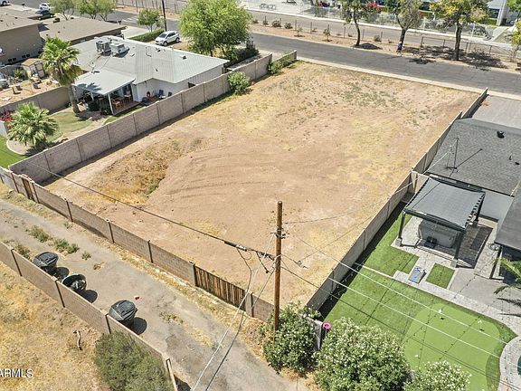 3rd image of 5533 E Earll Drive #15