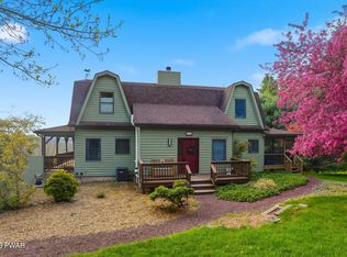 110 German Hill Rd, Shohola, PA 18458