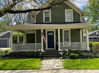 68 Division St, Hudson, OH 44236