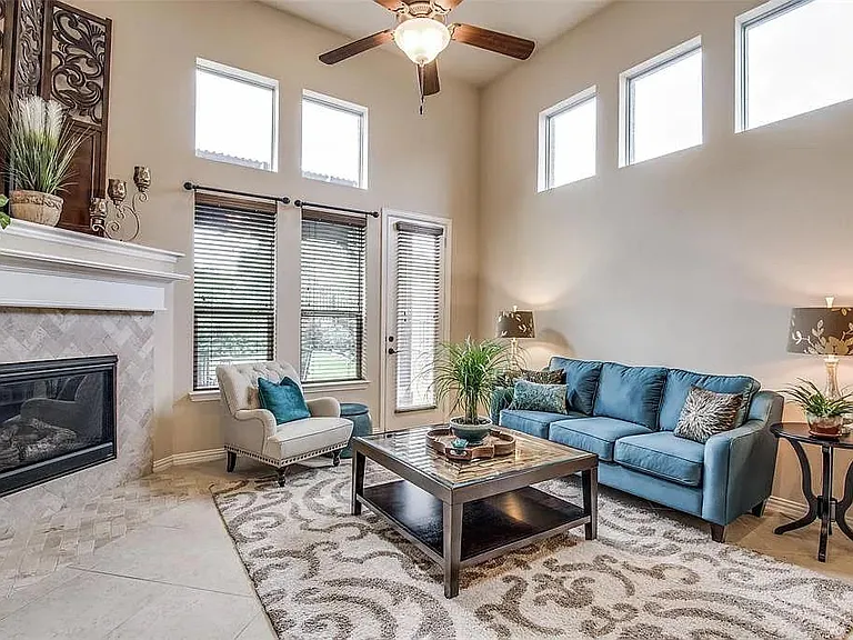 2508 Barranca Way — Photo 7