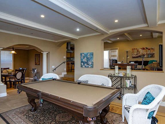 2nd image of 608 Avenue Portola Half