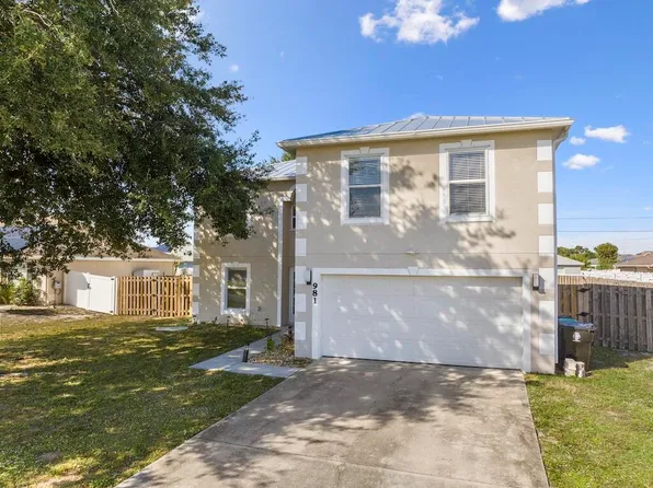 981 SW McElroy Ave, Port Saint Lucie, FL 34953