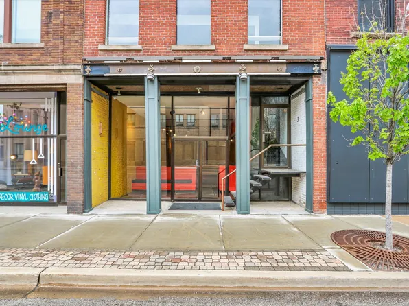 9 E University Ave #101, Champaign, IL 61820