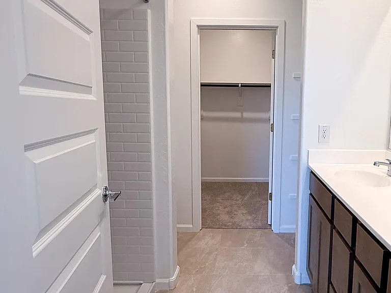 9829 W Monterey Way — Photo 26