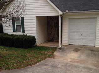 145 Viking Dr APT 11, Calhoun, GA 30701