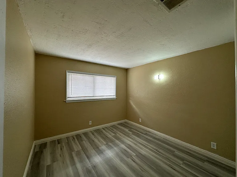 13776 Kiowa Rd — Photo 15
