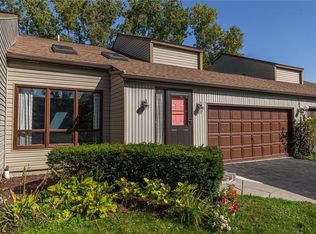 760 Robin Rd, Buffalo, NY 14228