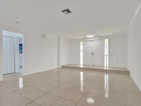 4th image of 3721 NW 9th Court