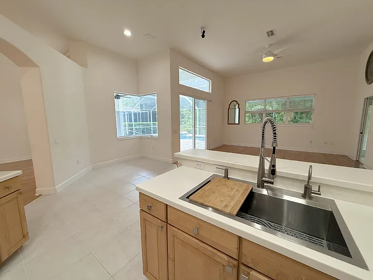 11349 Wedgemere Dr — Photo 22