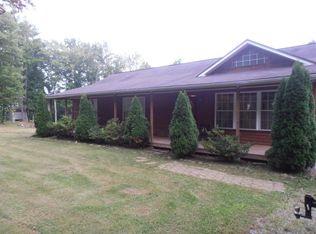 3602 Clover Dew Dairy Rd, Princeton, WV 24739