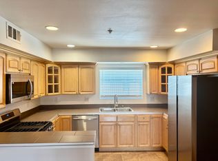 6033 Eleanor Ave APT 2, Los Angeles, CA 90038