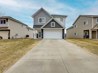 39844 Fawn Ave, North Branch, MN 55056