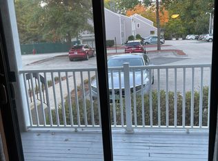 5M Snow Cir, Nashua, NH 03062