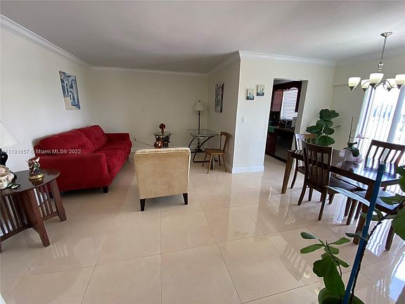 4th image of 22 Salamanca Ave APT 801