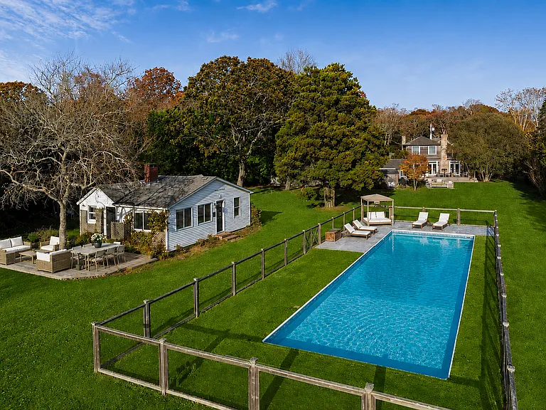 128 Sayres Path — Photo 4
