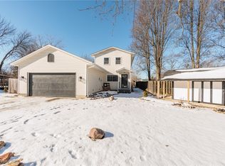 9852 Colfax Dr, Columbia station, OH 44028