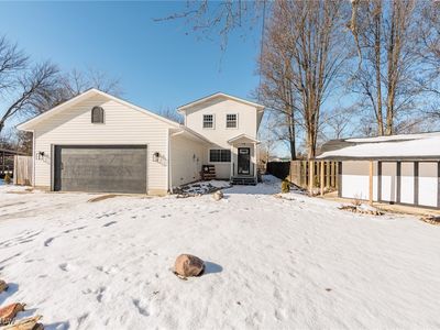 9852 Colfax Dr, Columbia station, OH, 44028