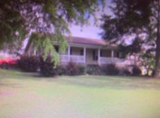 1223 S Lake Dr, East Dublin, GA 31027