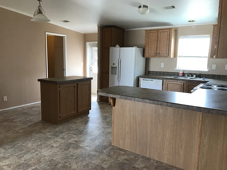 3513 Smith St — Photo 40