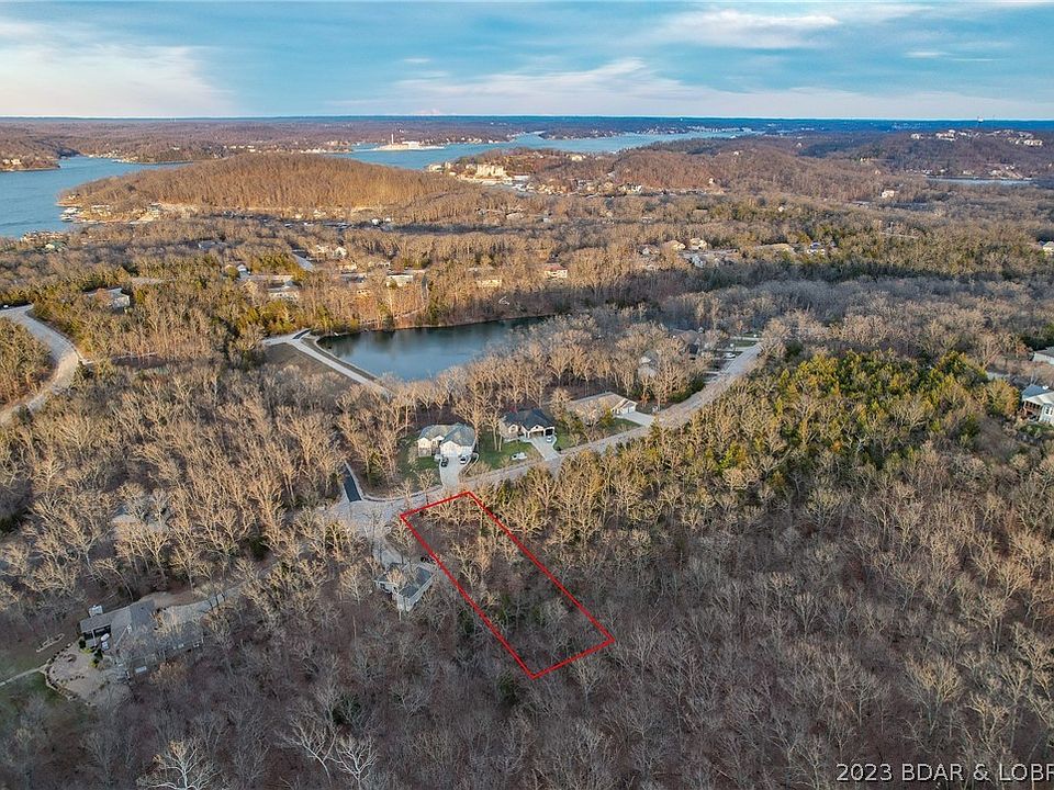 1st image of Autumn Lake Dr