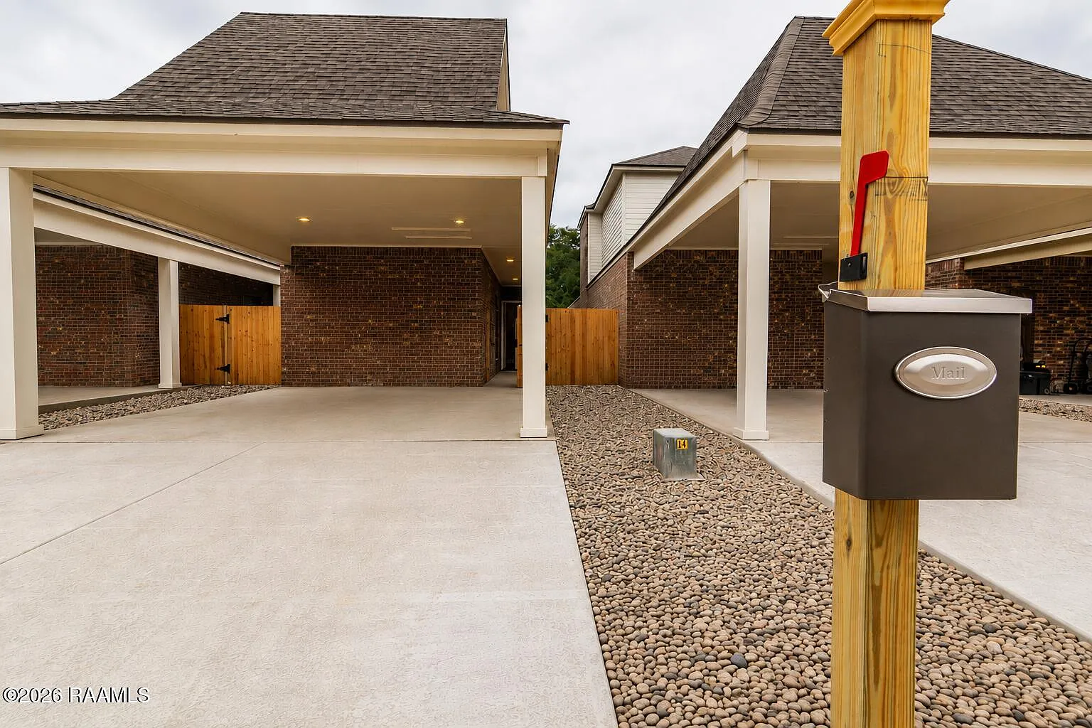 3 bed, 2.5 bath, 1648 sqft, $1,750 — Photo 1