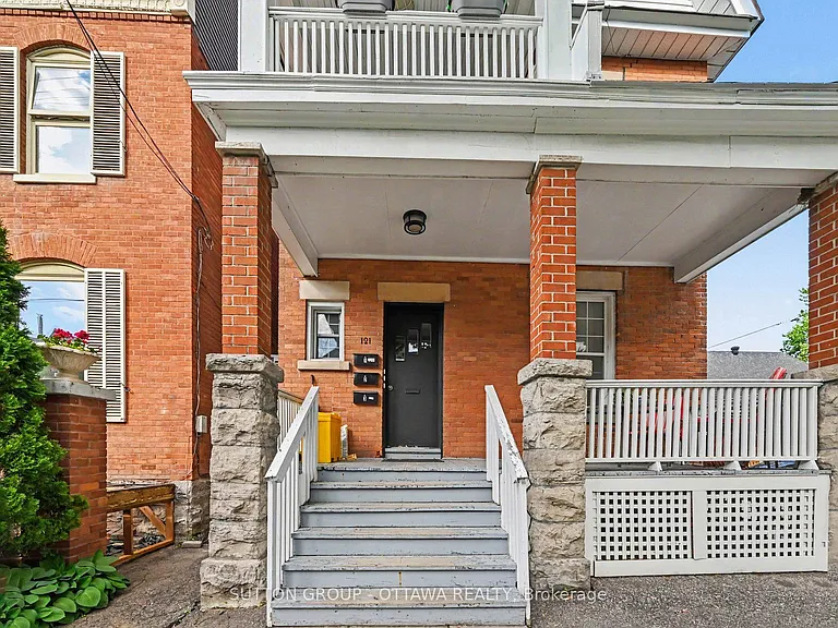 121 Cartier St #3 — Photo 3