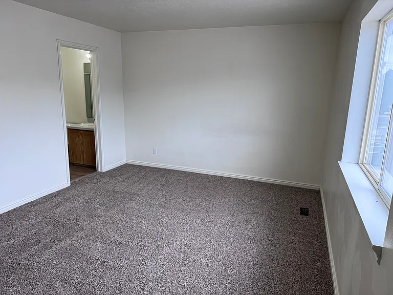 1393 N 260 W #1 — Photo 11