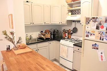 Rented by True Real Estate Group