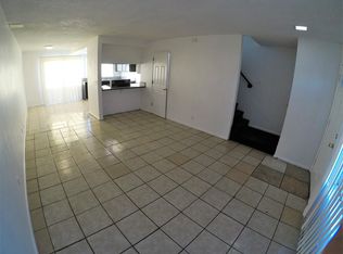 20450 Zuni Rd APT 2, Apple Valley, CA 92307