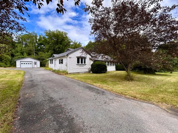 1422 State Route 3, Morrisonville, NY 12962