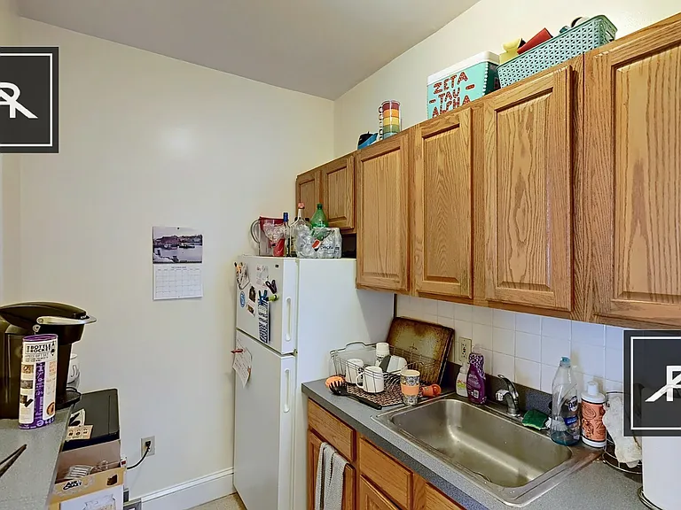 1340 Commonwealth Ave #11 — Photo 9