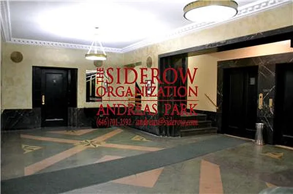 Rented by Siderow Residential Group | media 7