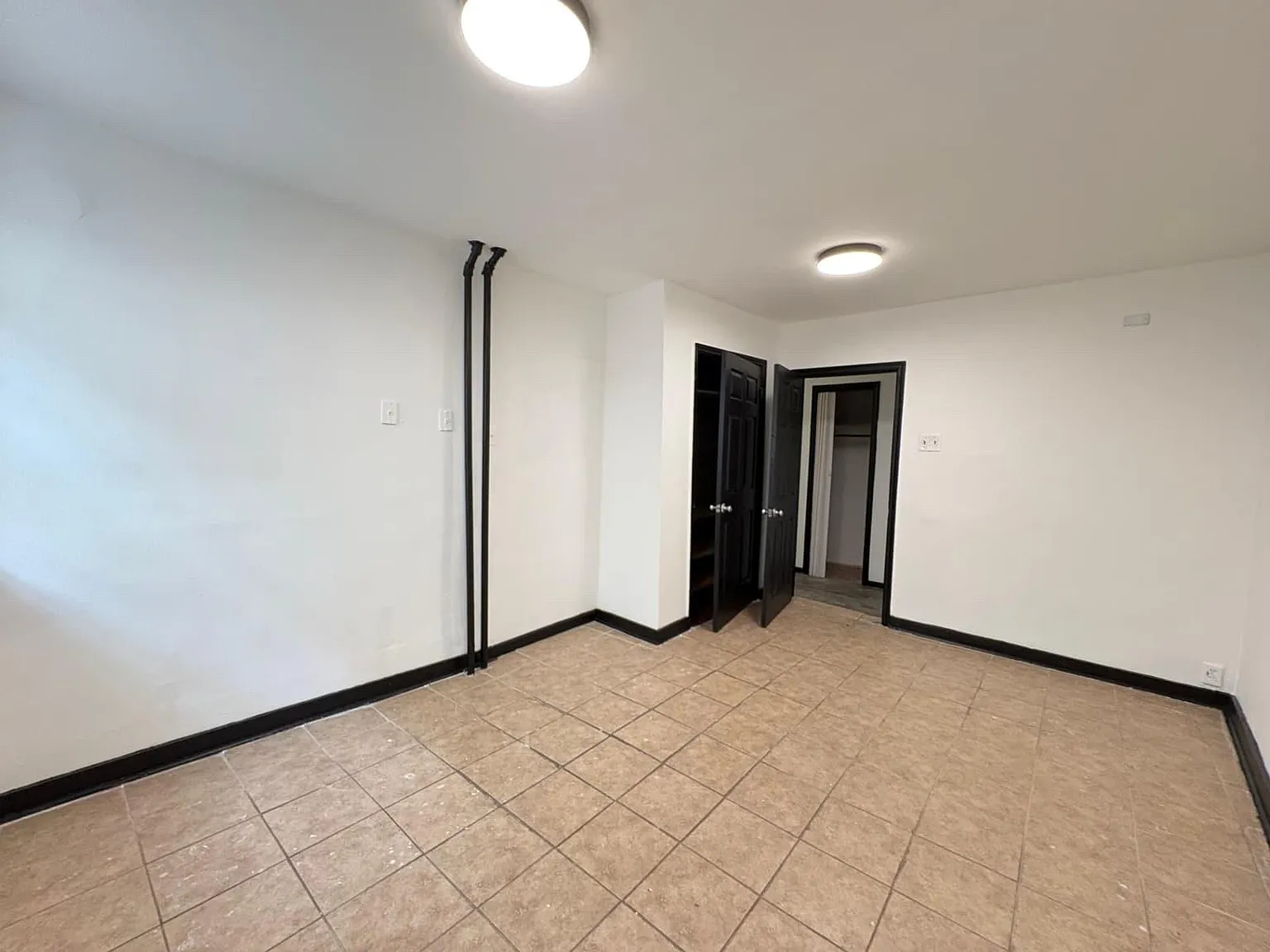2 bed, 850 sqft, $1,795 — Photo 4
