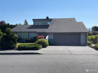 696 S Wade Pl, Burlington, WA