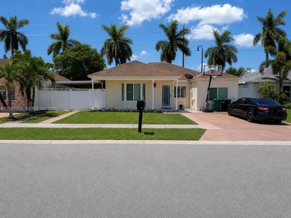 14316 SW 159th Ter, Miami, FL 33177
