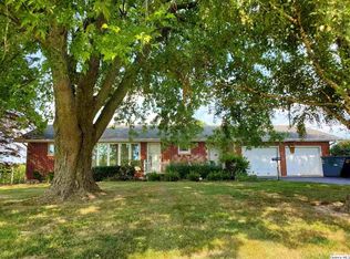 2749 Highway 96 N, Ursa, IL 62376