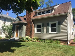 1027 Homecrest Ave, Kalamazoo, MI 49001