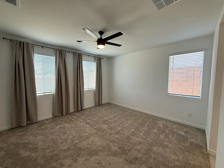 4185 Paragon Crest Ct — Photo 17