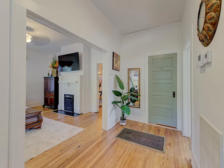 710 Heidt St — Photo 4