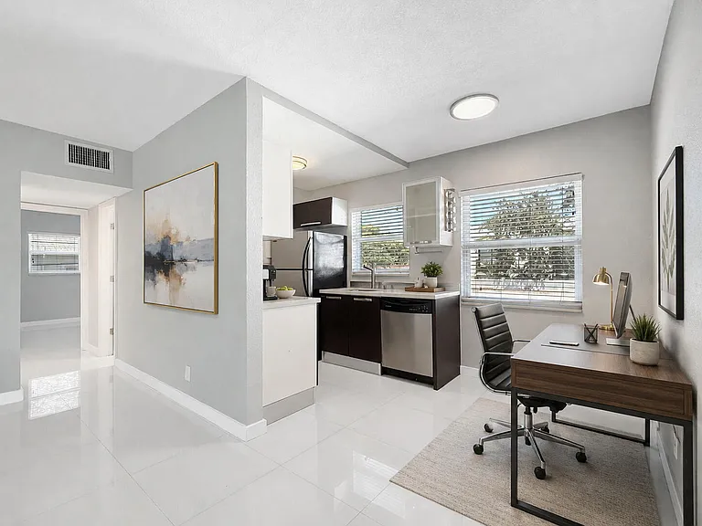 416 NE 15th Ave #12 — Photo 4