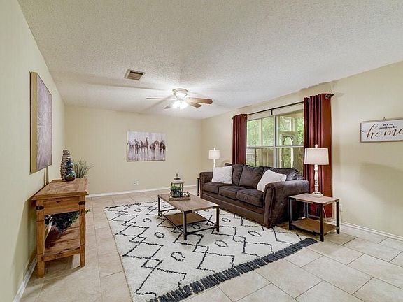 5th image of 9620 Copper Creek Dr