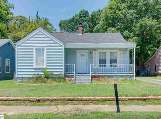 305 Perry Rd, Greenville, SC 29609