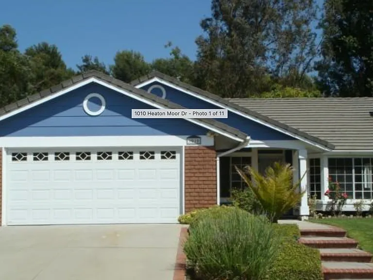 1010 Heaton Moor Dr — Photo 1