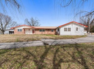 17744 State Highway 86, Neosho, MO 64850