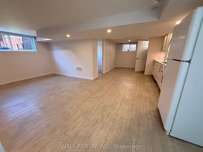 255 Carson Dr #2 — Photo 6