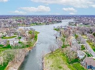 3502 NE Logwood Ct, Lees Summit, MO 64064