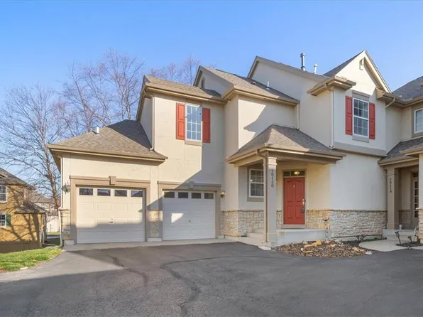 16120 Linden St, Overland Park, KS 66085