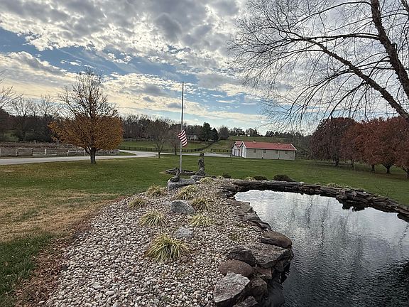 5th image of 197 Murphy Ln