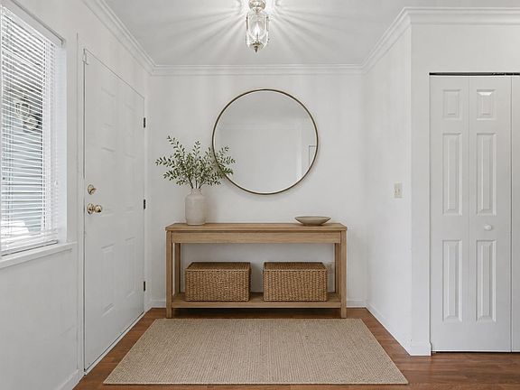 3rd image of 5088 207th St