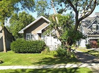 4824 Stonewall Ave, Downers Grove, IL 60515